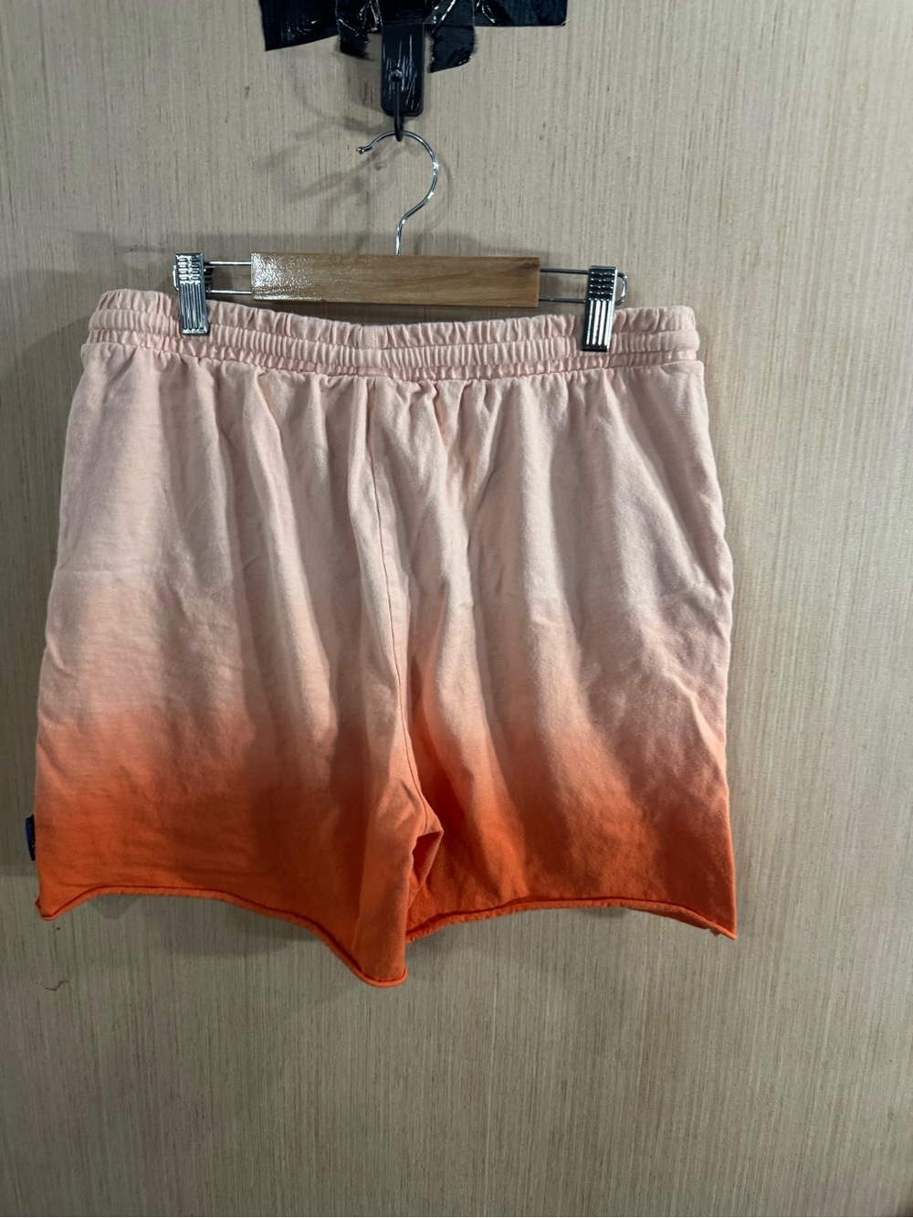 Disney Spirit Jersey Peach-to-Orange Ombre Cotton Drawstring Shorts Size Small - Picture 3 of 3